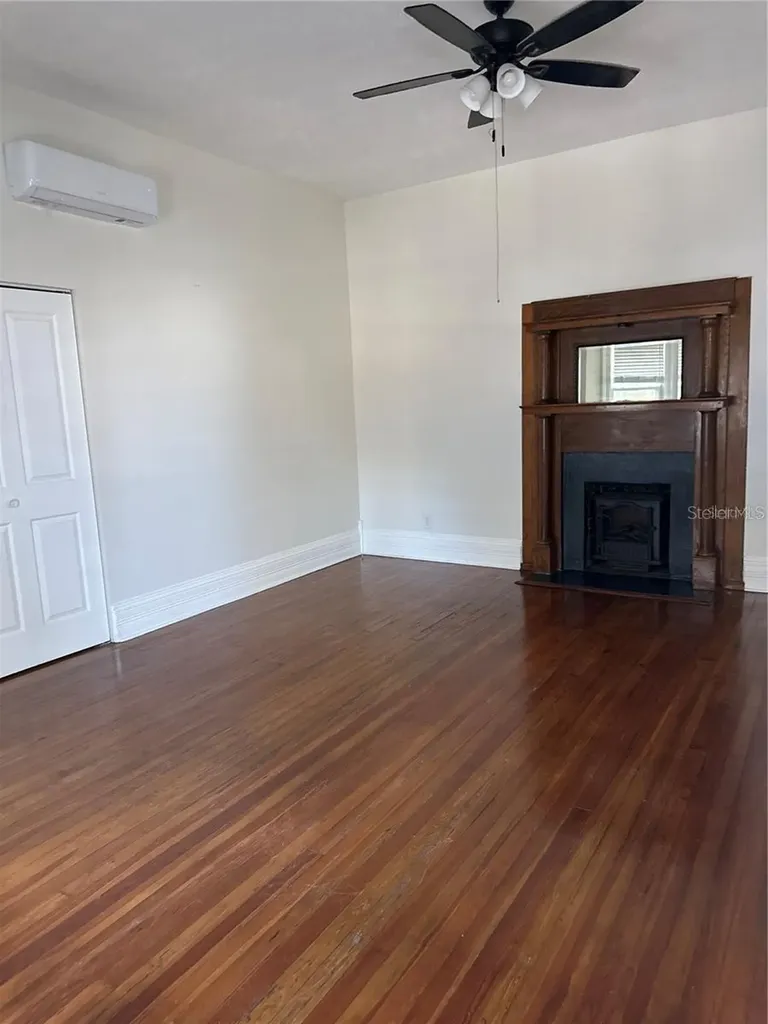 32 SE 9th Avenue Ocala FL 34471