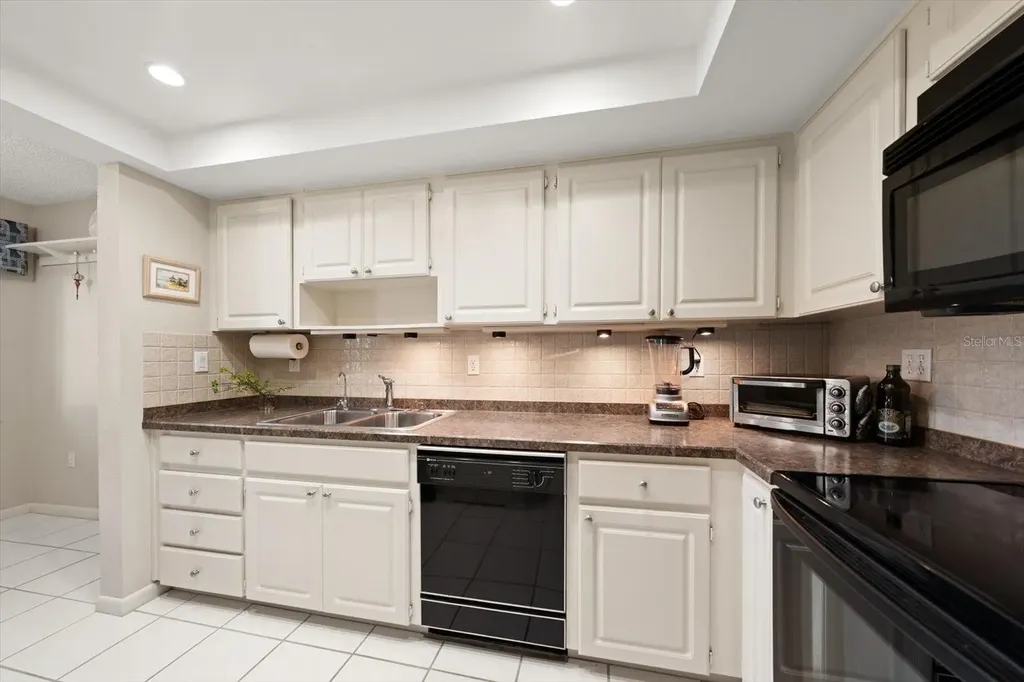498 Lakeview Drive Palm Harbor FL 34683