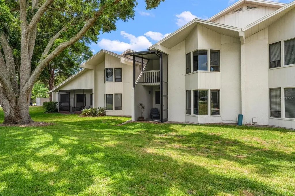 498 Lakeview Drive Palm Harbor FL 34683