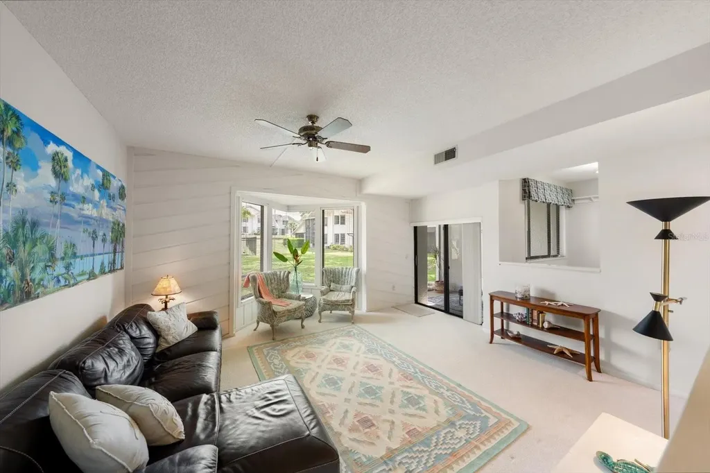 498 Lakeview Drive Palm Harbor FL 34683