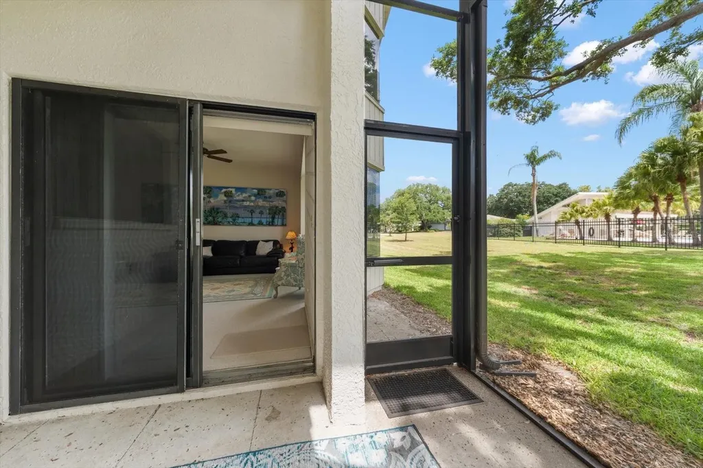 498 Lakeview Drive Palm Harbor FL 34683