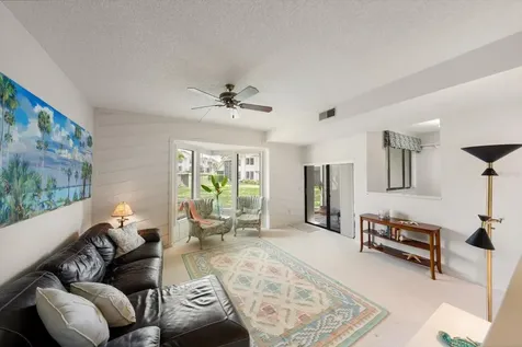 498 Lakeview Drive Palm Harbor FL 34683