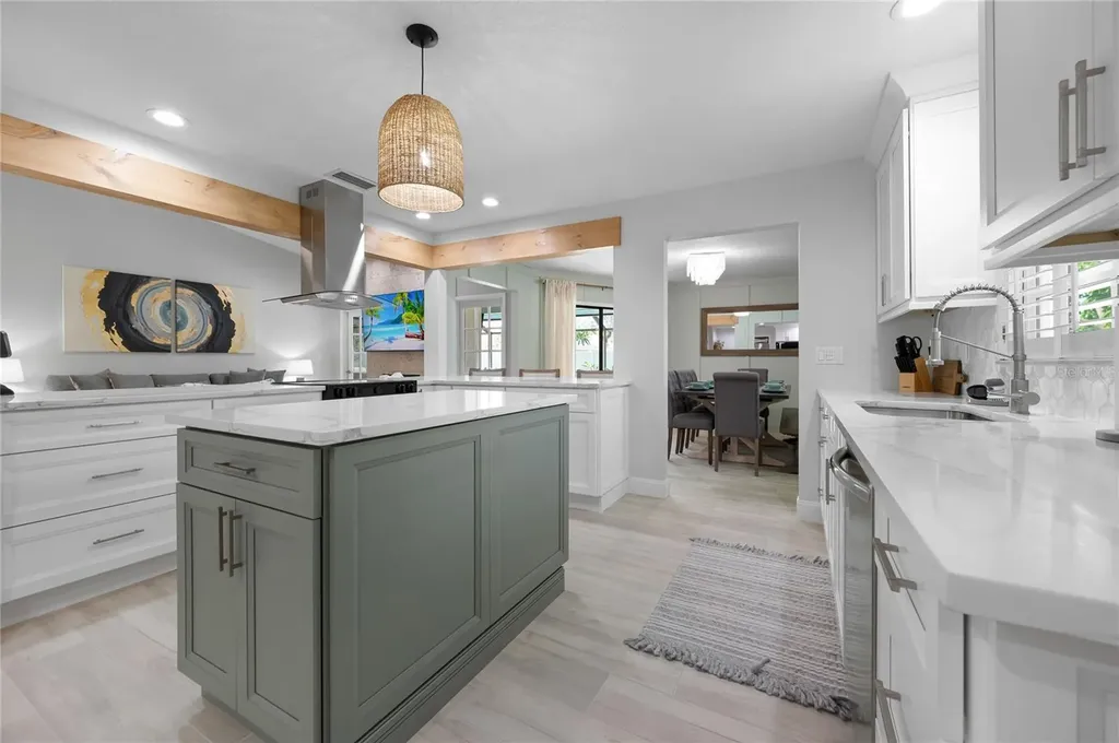 8108 12th Avenue NW Bradenton FL 34209