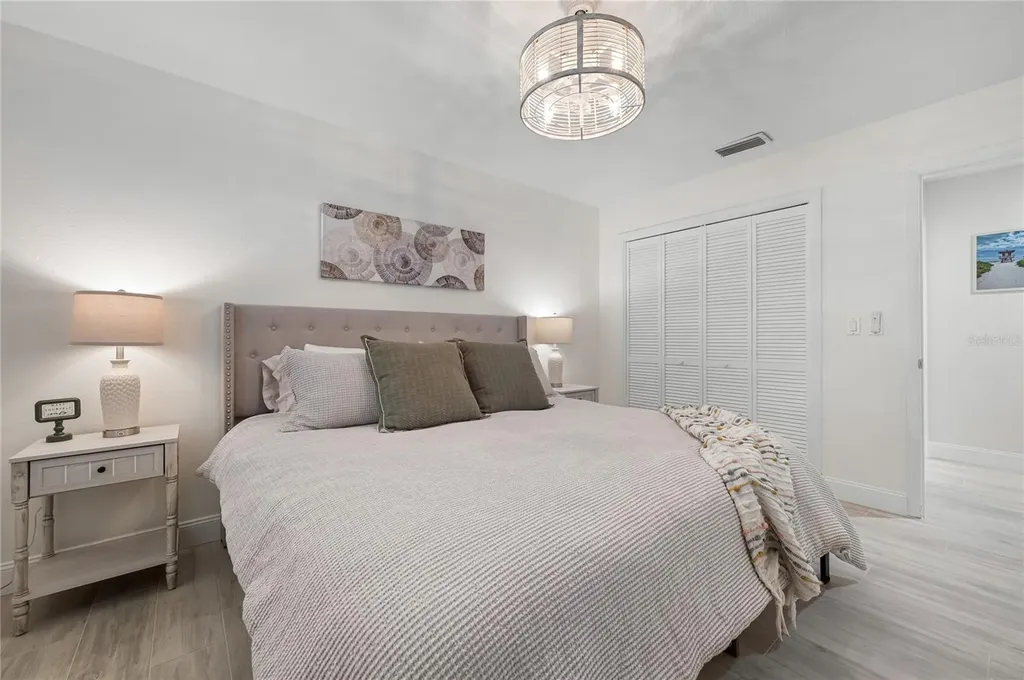 8108 12th Avenue NW Bradenton FL 34209