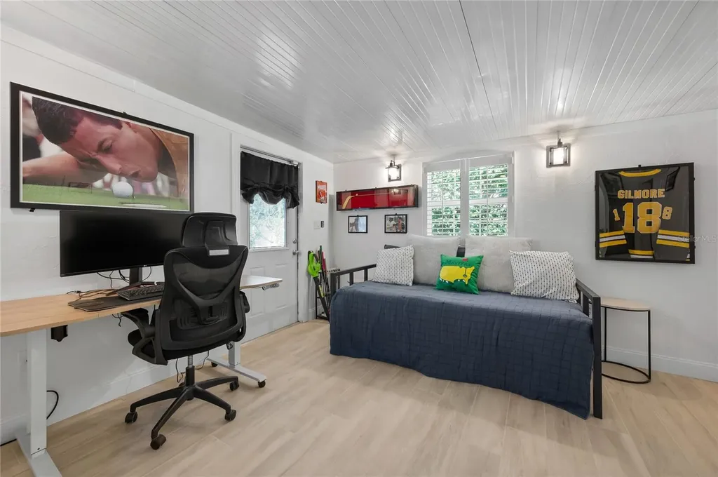 8108 12th Avenue NW Bradenton FL 34209