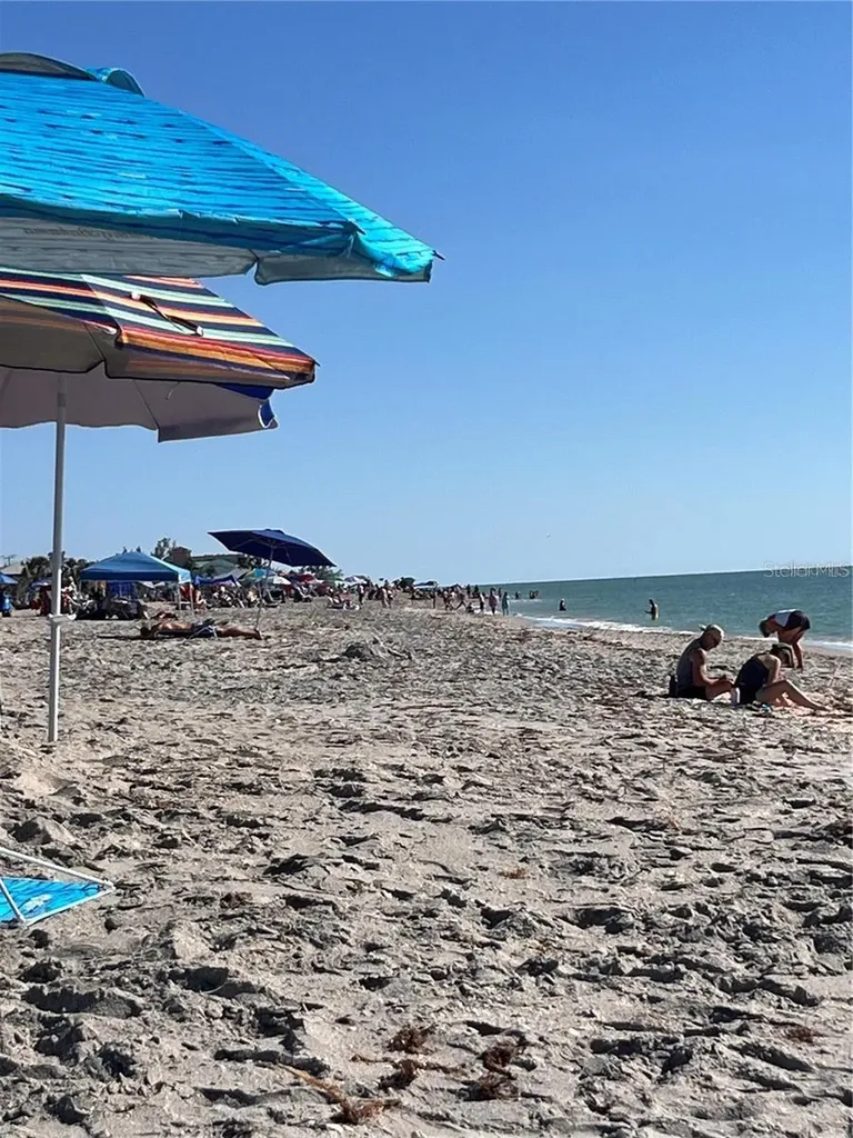 2295 N Beach Road Englewood FL 34223