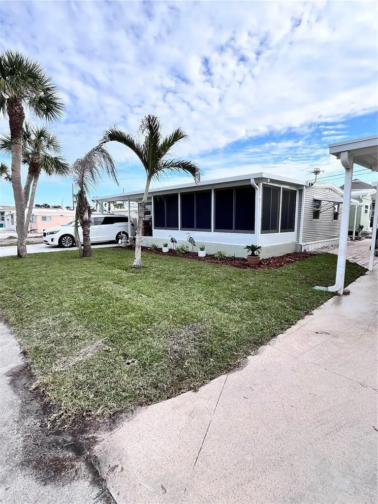 2295 N Beach Road Englewood FL 34223