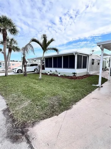 2295 N Beach Road Englewood FL 34223