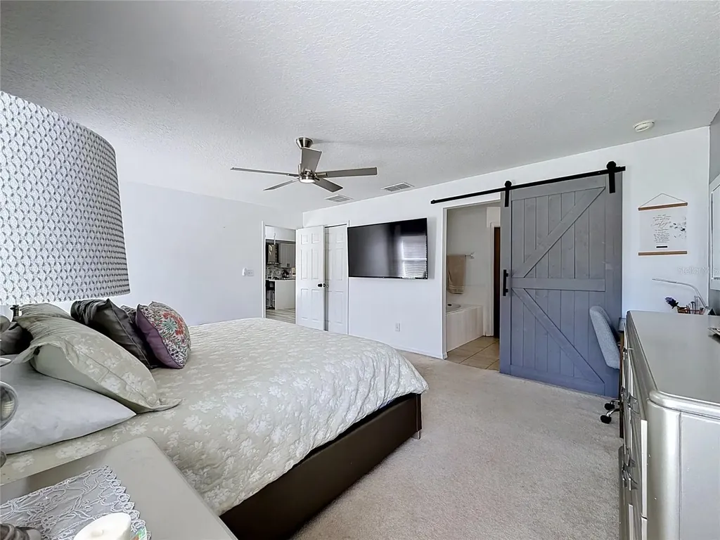 1930 Dolphin Drive Kissimmee FL 34759