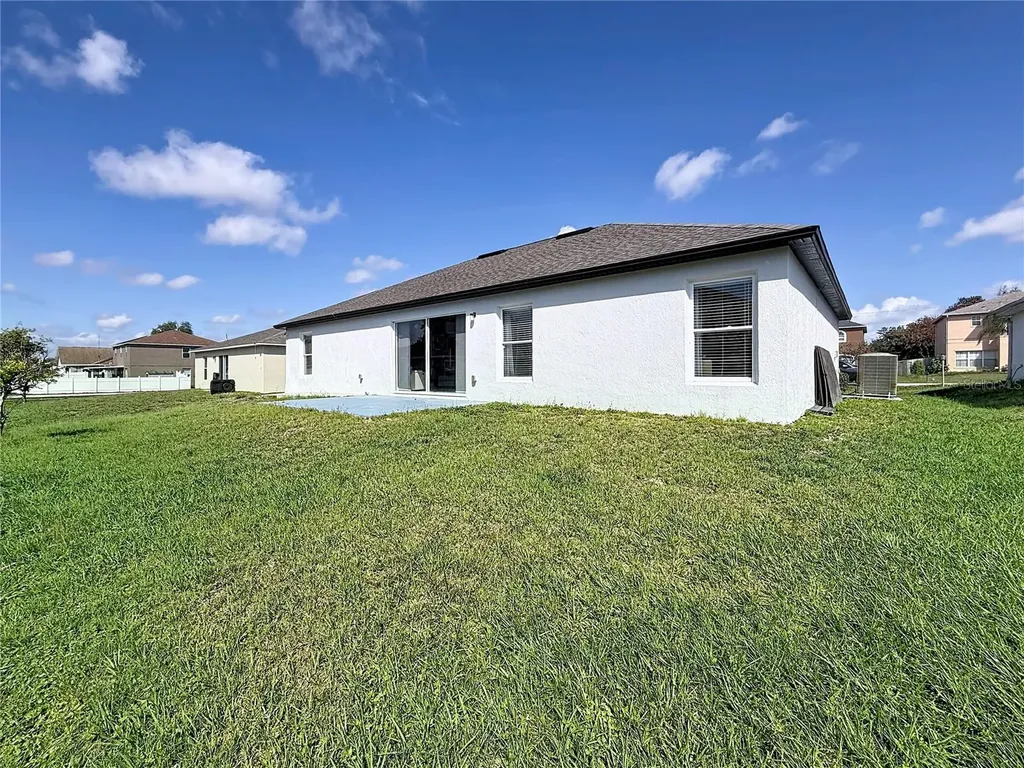 1930 Dolphin Drive Kissimmee FL 34759