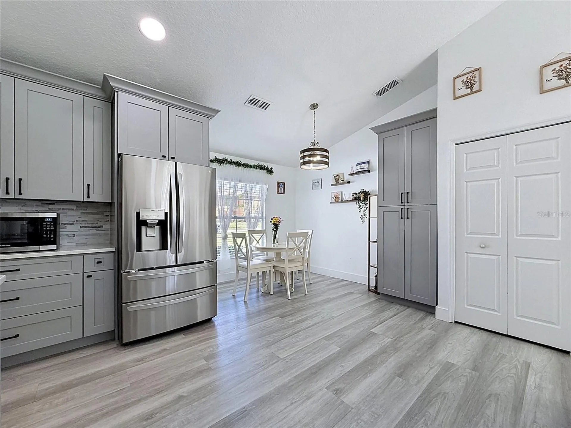 1930 Dolphin Drive Kissimmee FL 34759