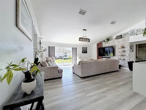 1930 Dolphin Drive Kissimmee FL 34759