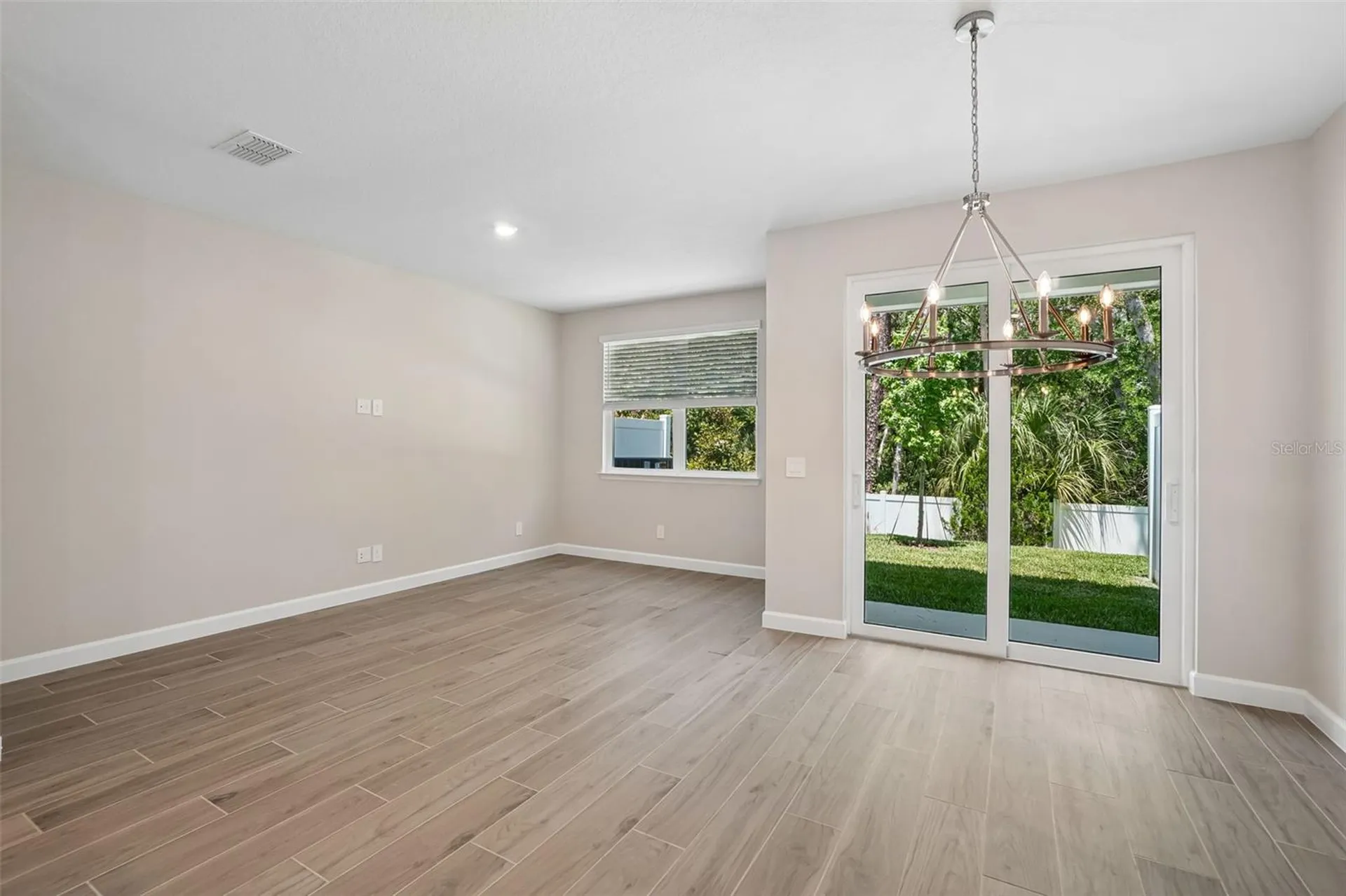 7520 Deer Valley Circle Tampa FL 33635