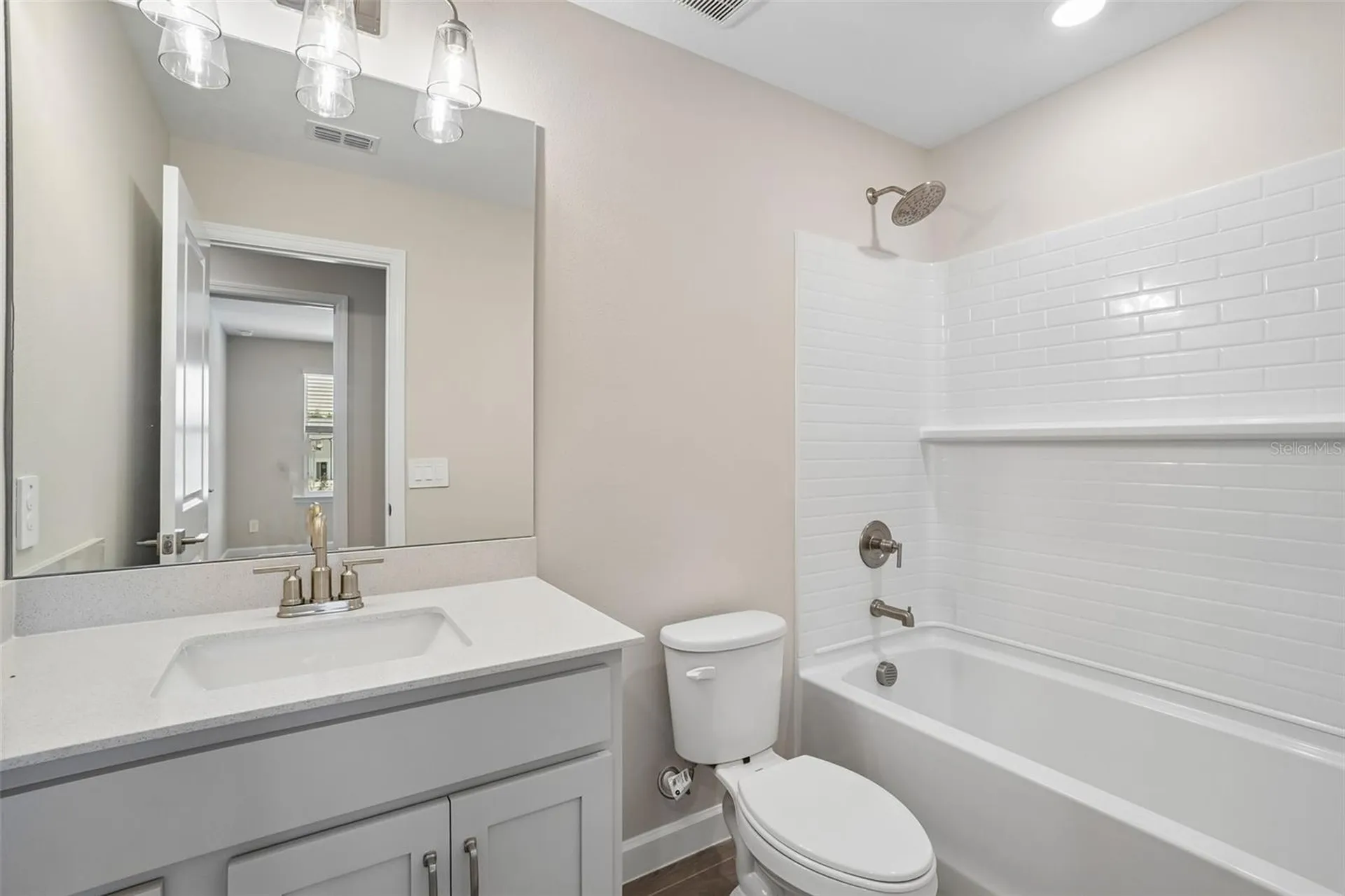 7520 Deer Valley Circle Tampa FL 33635