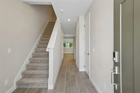 7520 Deer Valley Circle Tampa FL 33635