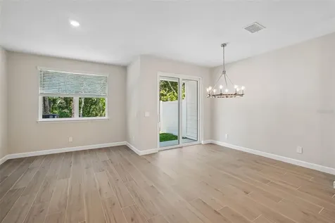 7520 Deer Valley Circle Tampa FL 33635