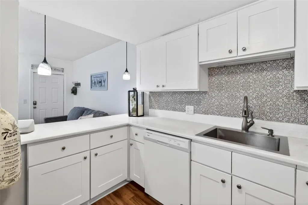 2459 Columbia Drive Clearwater FL 33763
