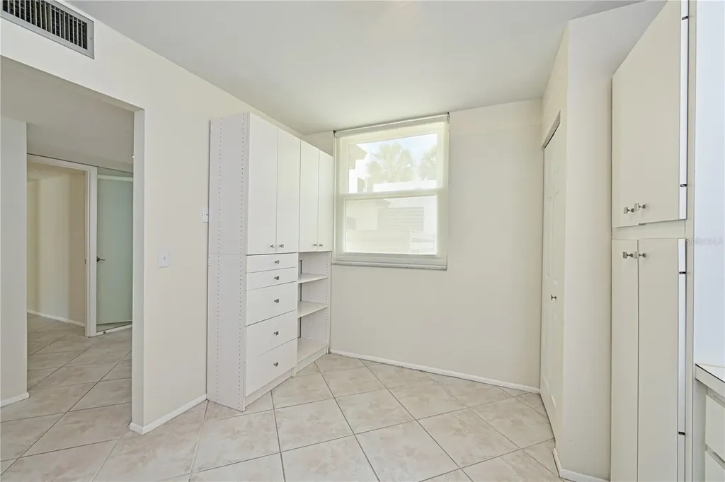 609 Woodlawn Drive Bradenton FL 34210
