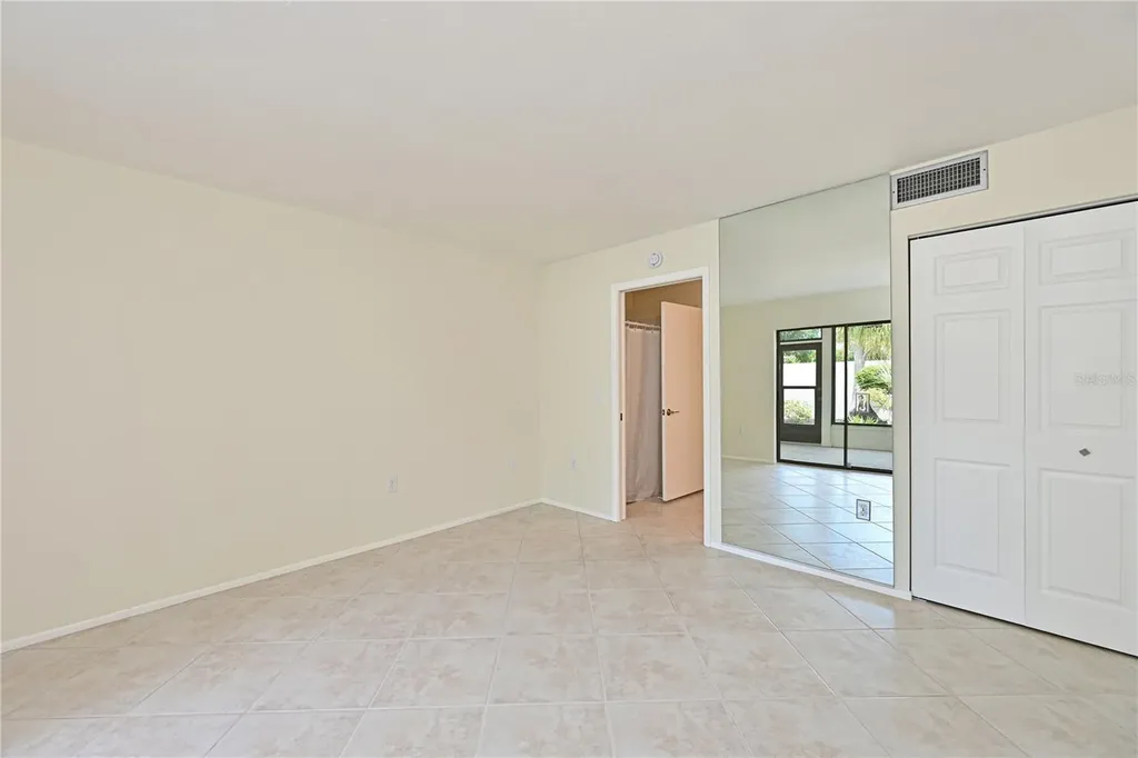 609 Woodlawn Drive Bradenton FL 34210