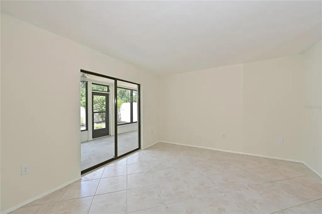 609 Woodlawn Drive Bradenton FL 34210