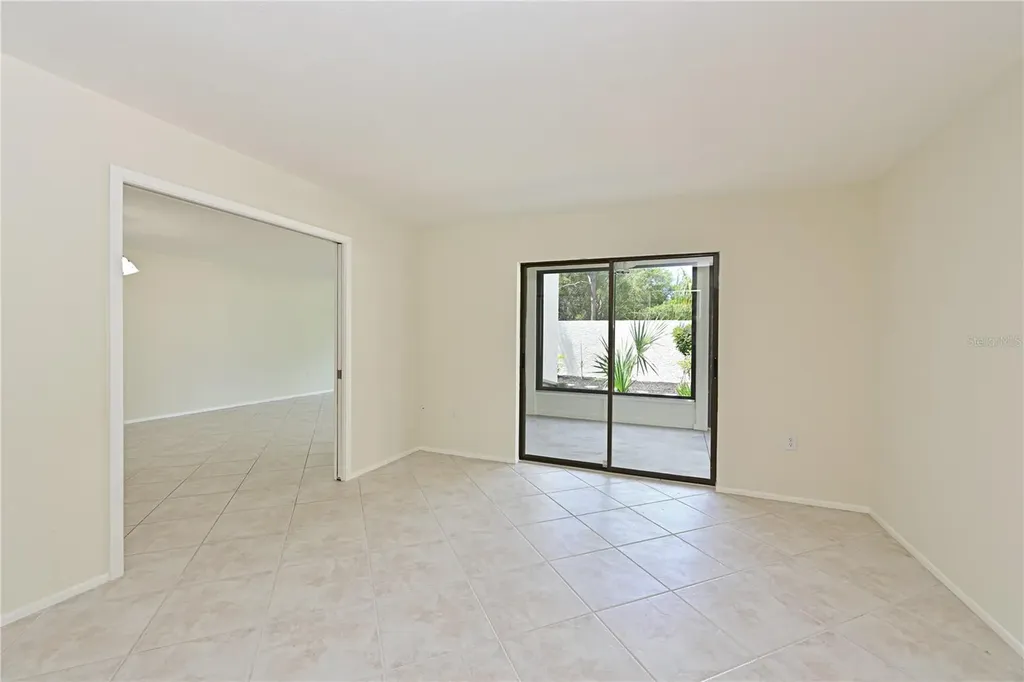609 Woodlawn Drive Bradenton FL 34210