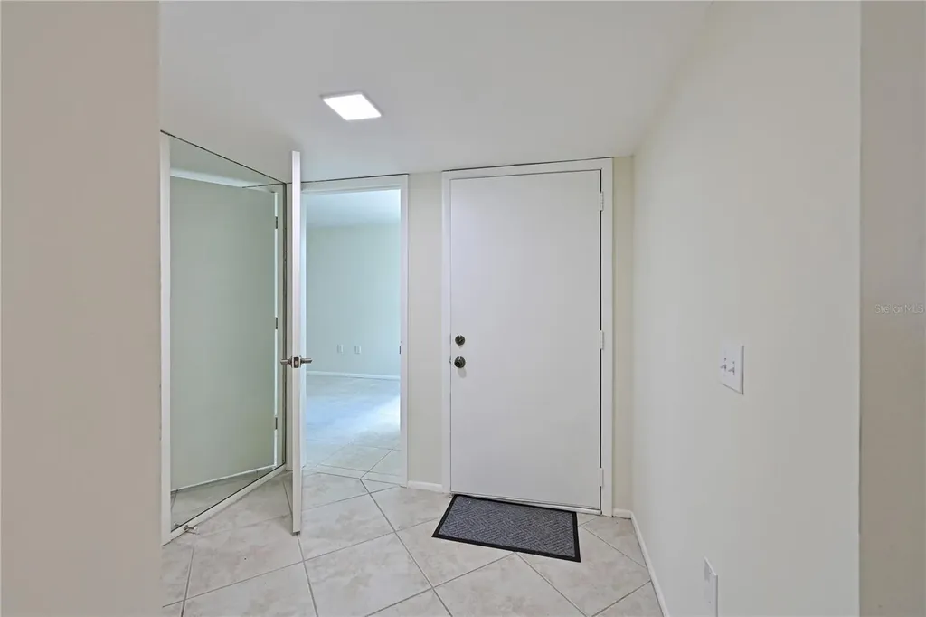 609 Woodlawn Drive Bradenton FL 34210
