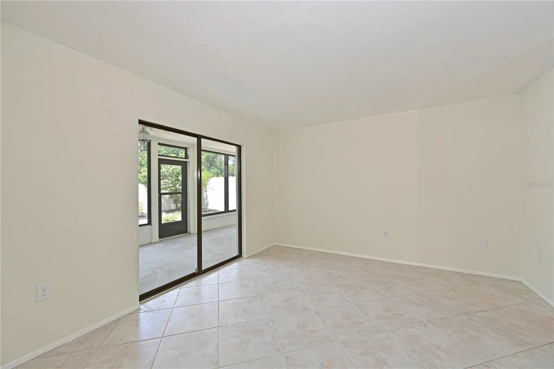 609 Woodlawn Drive Bradenton FL 34210