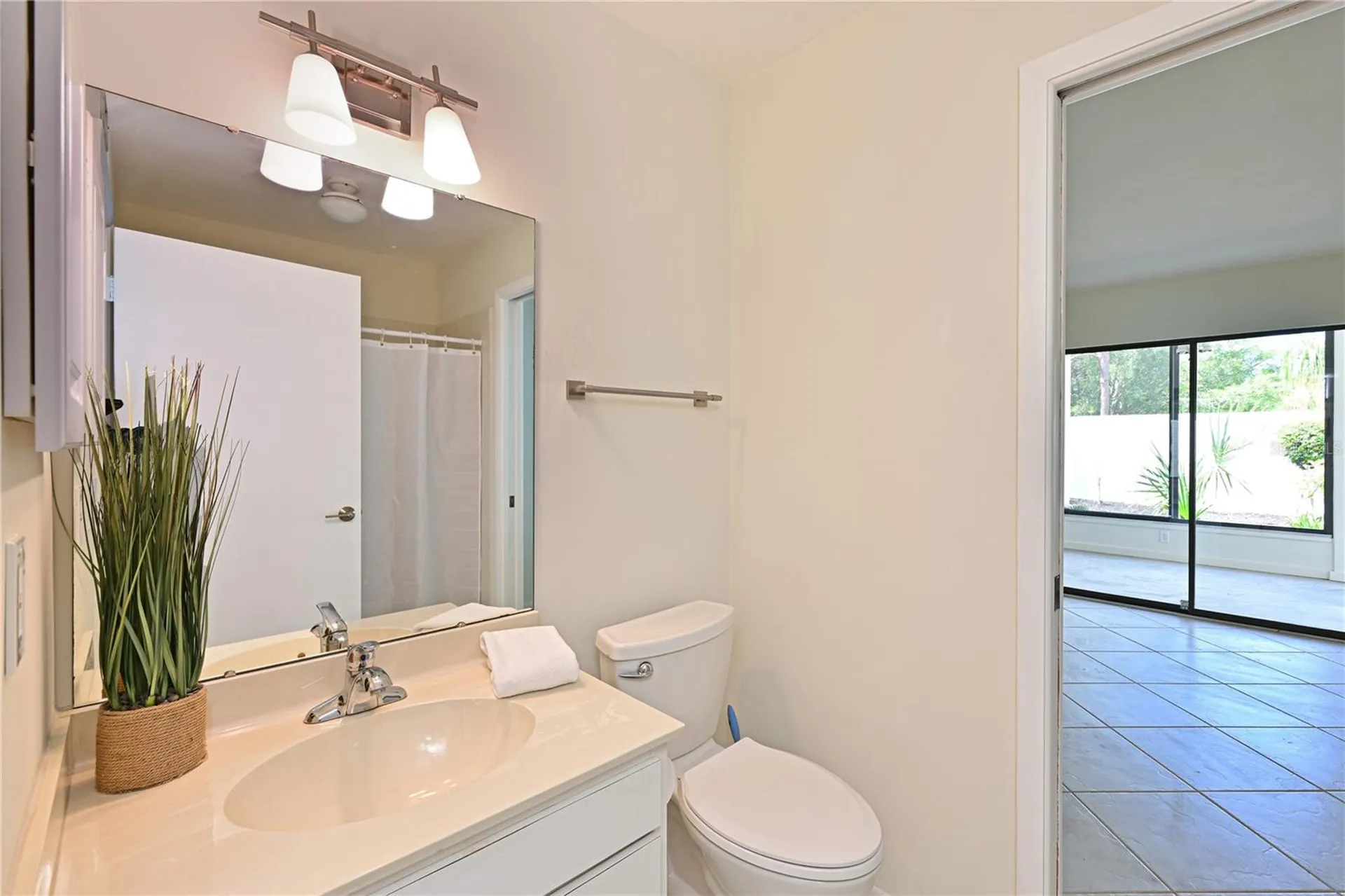 609 Woodlawn Drive Bradenton FL 34210