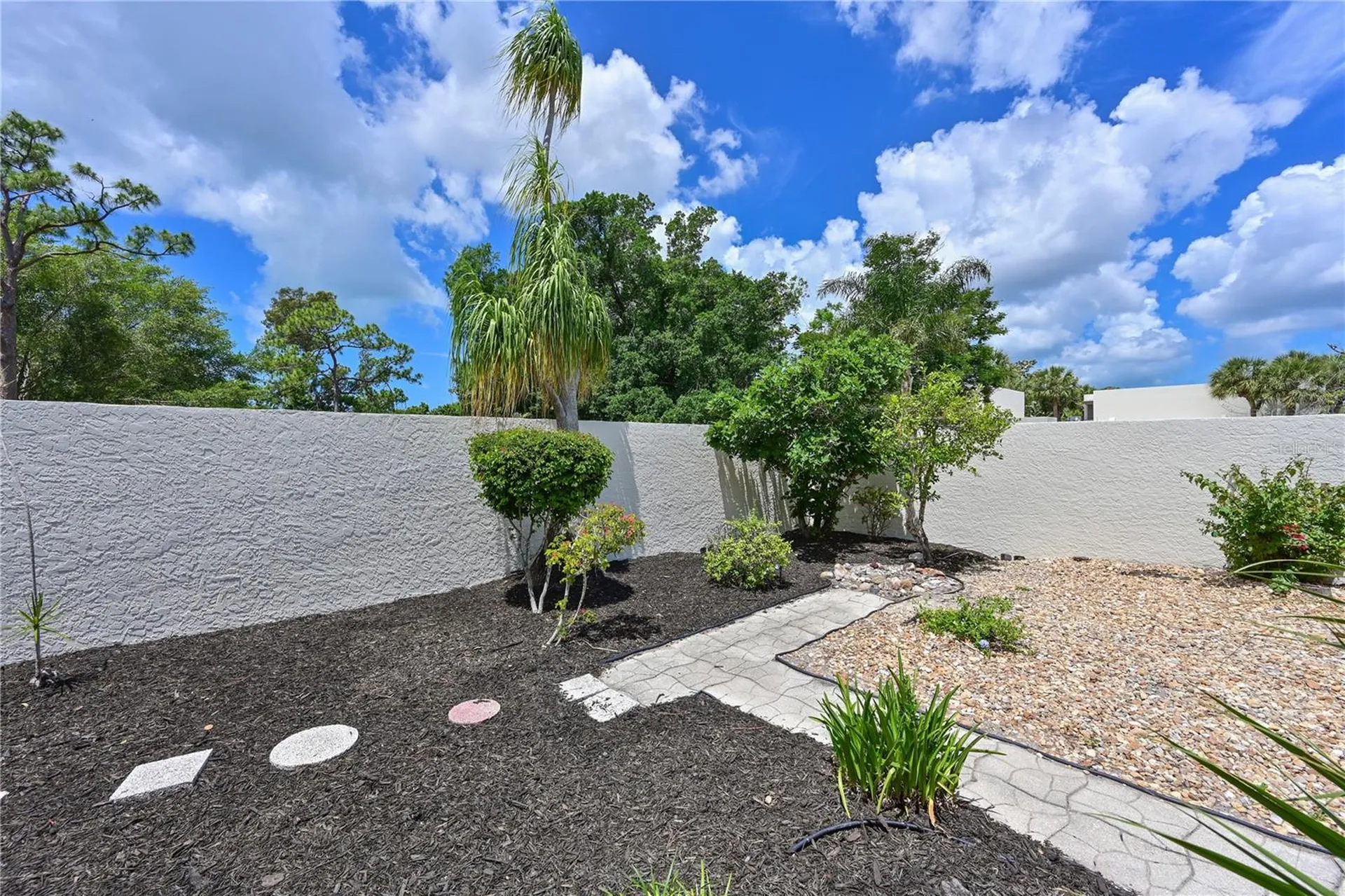 609 Woodlawn Drive Bradenton FL 34210