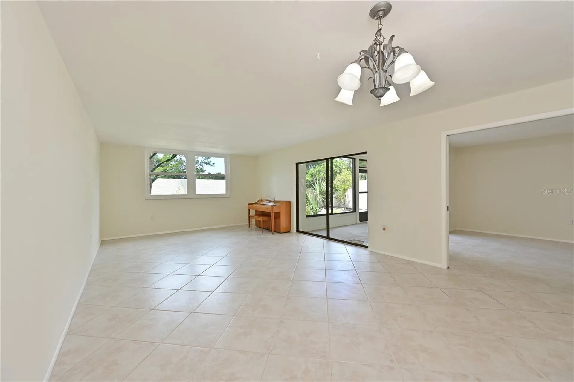 609 Woodlawn Drive Bradenton FL 34210