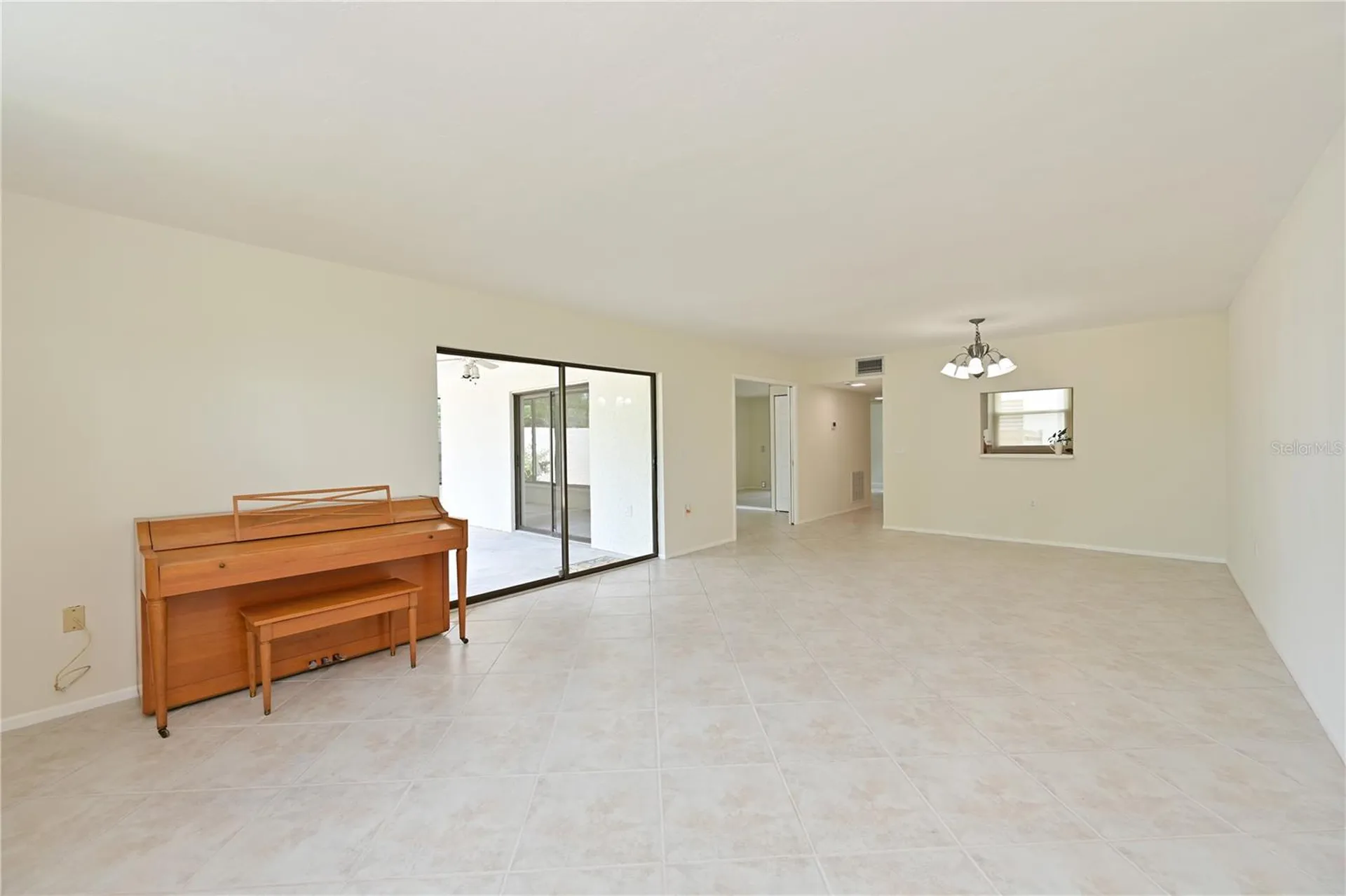 609 Woodlawn Drive Bradenton FL 34210