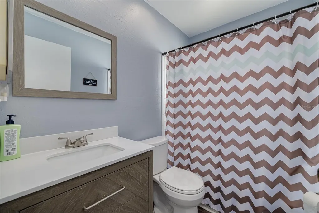 1472 Bay View Street Tarpon Springs FL 34689