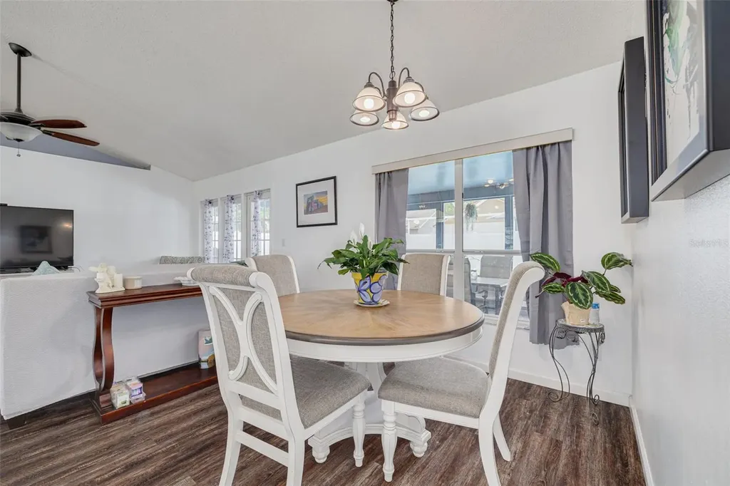 1472 Bay View Street Tarpon Springs FL 34689