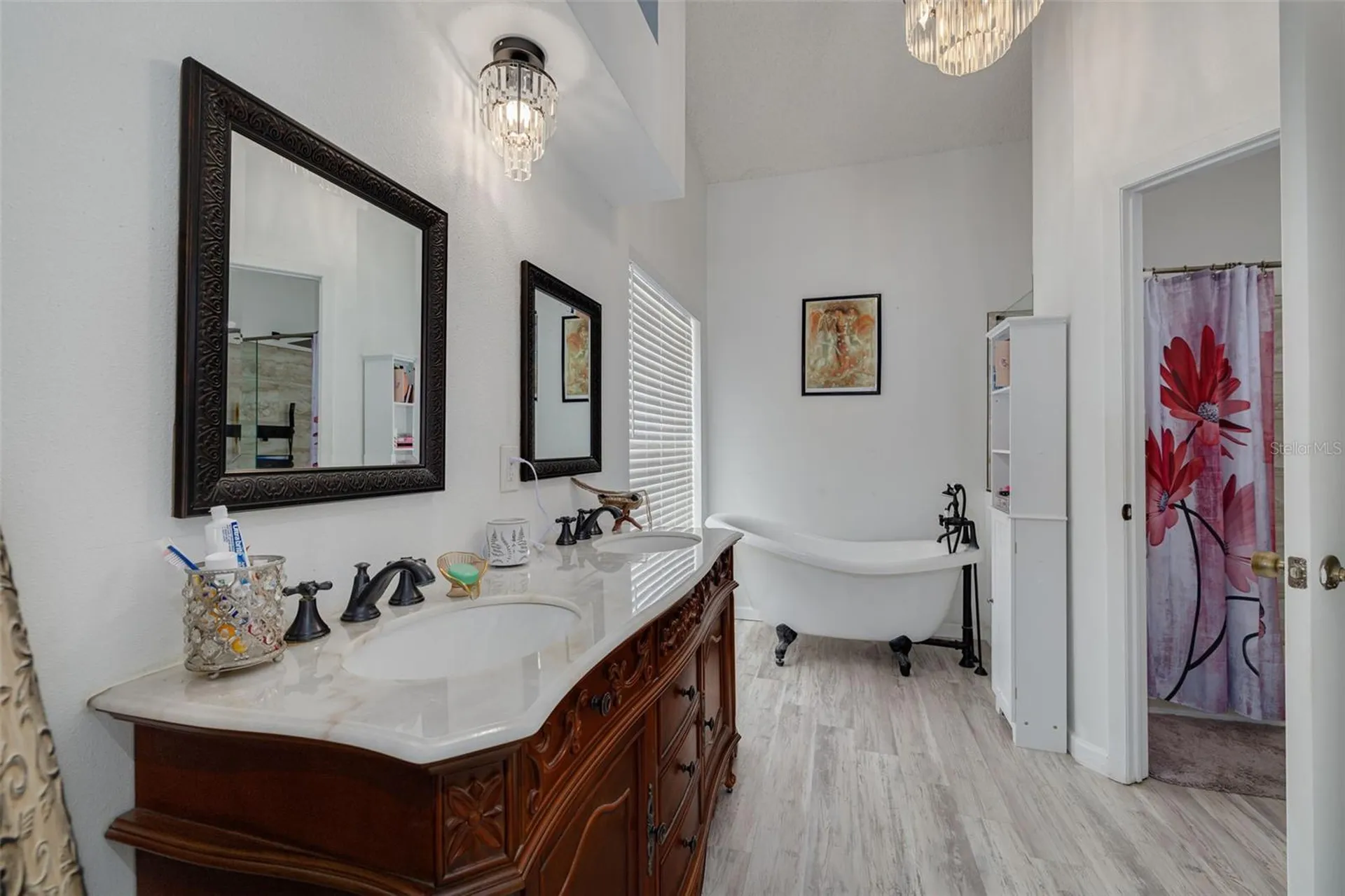 1472 Bay View Street Tarpon Springs FL 34689