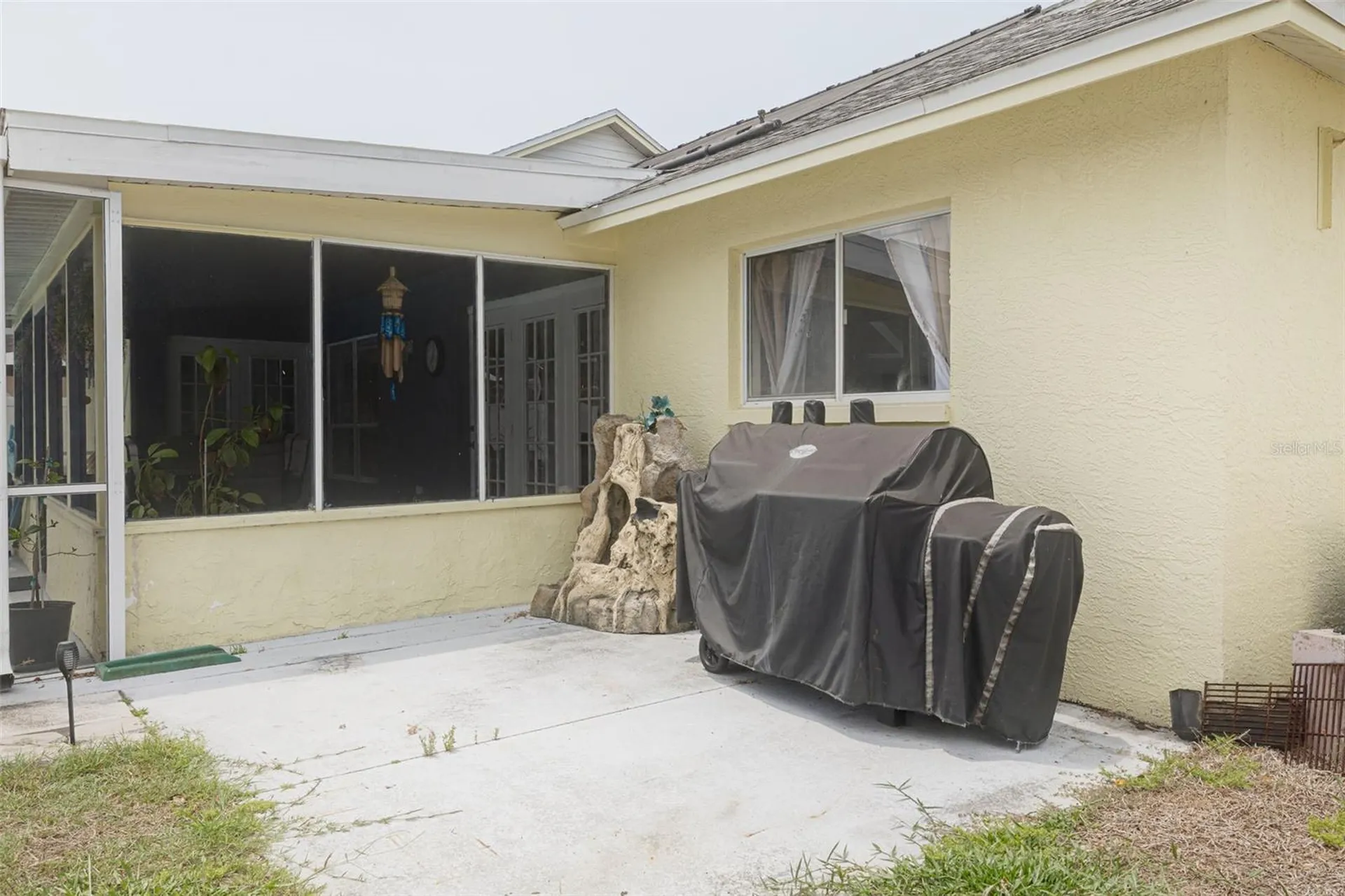 1472 Bay View Street Tarpon Springs FL 34689