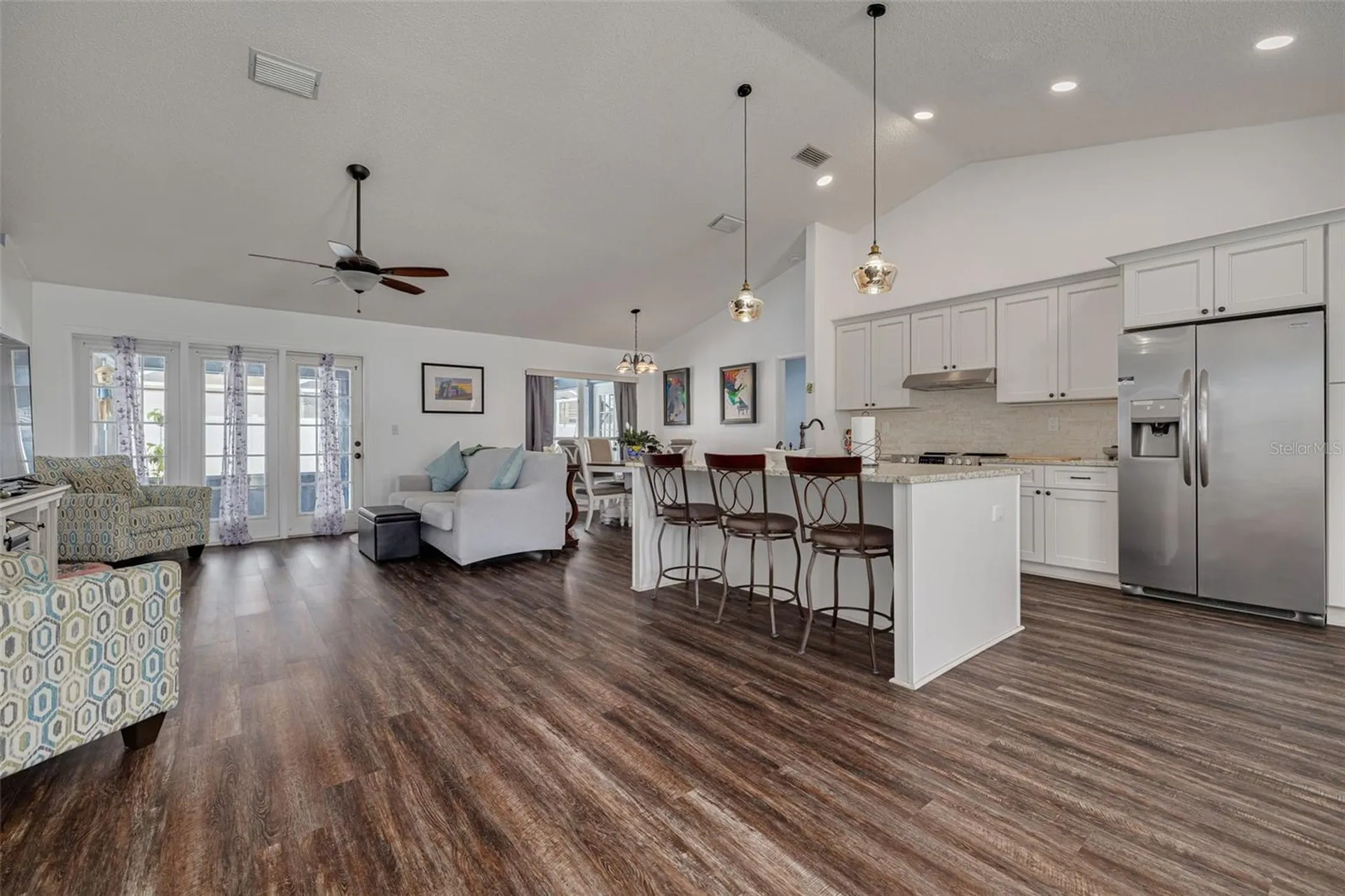 1472 Bay View Street Tarpon Springs FL 34689