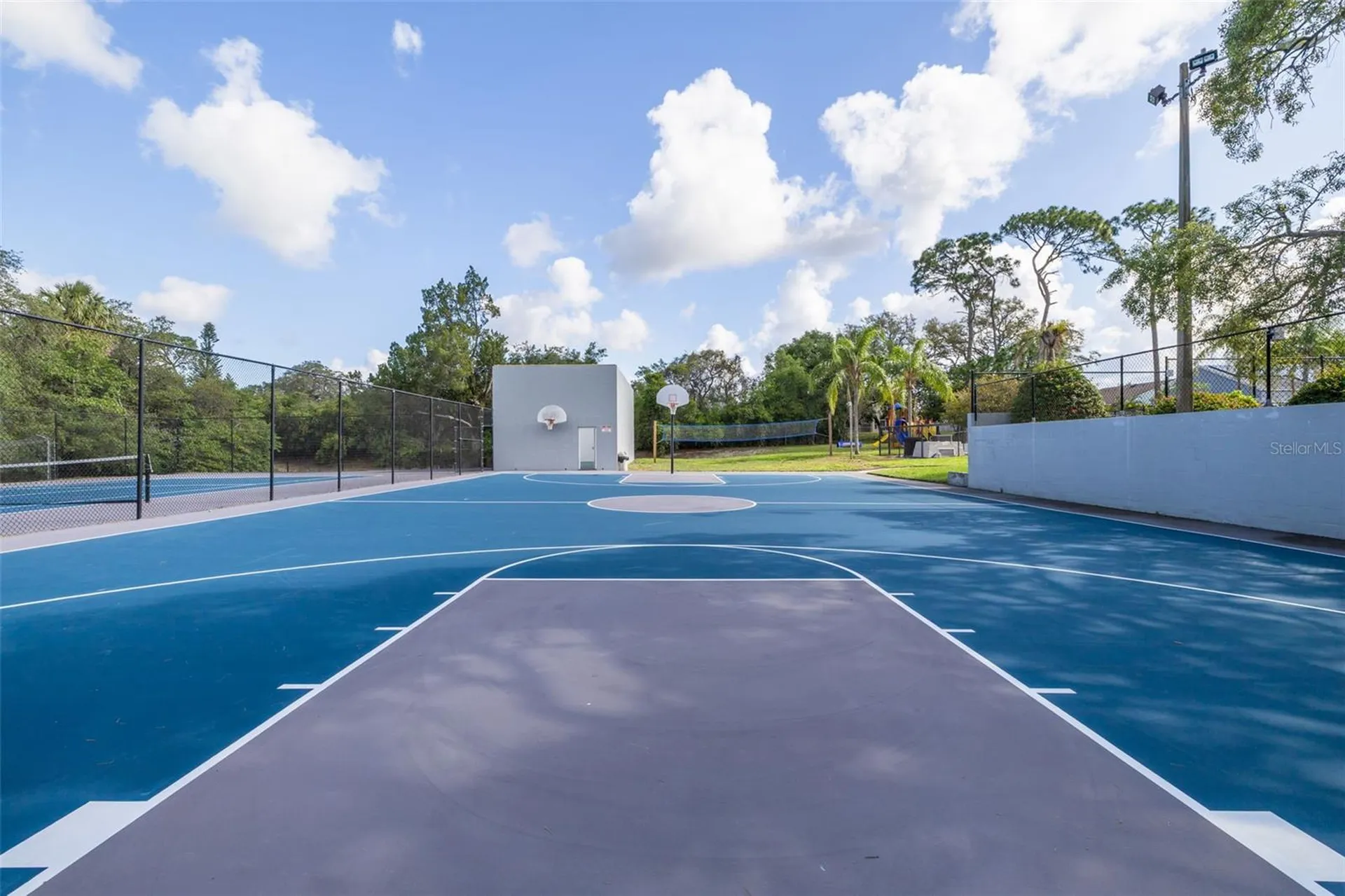 1472 Bay View Street Tarpon Springs FL 34689
