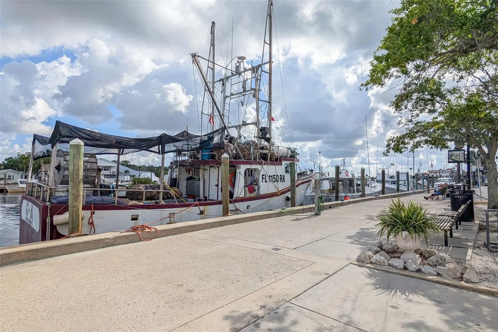 1472 Bay View Street Tarpon Springs FL 34689