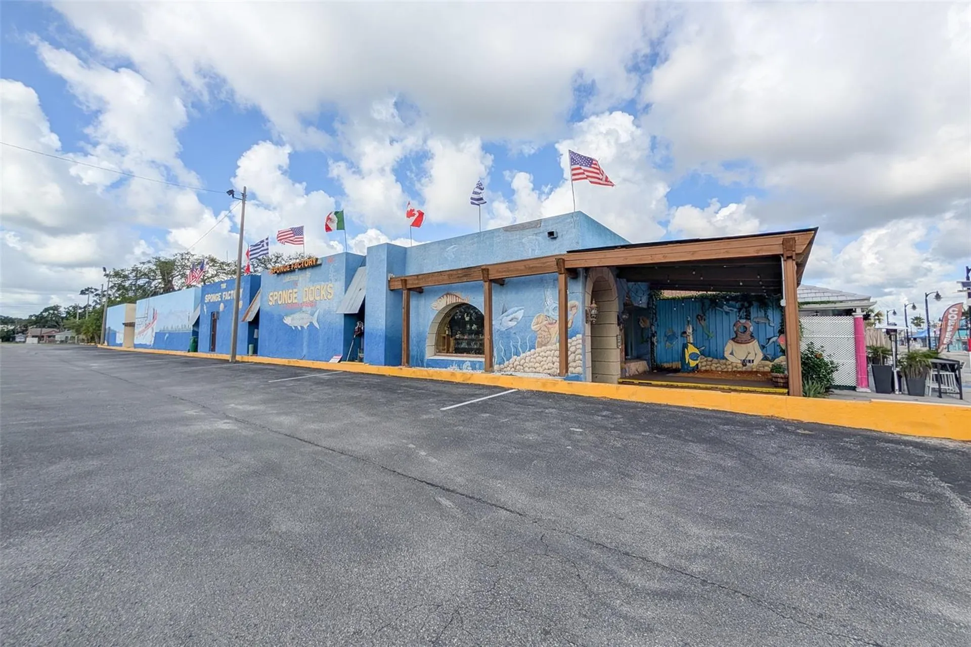 1472 Bay View Street Tarpon Springs FL 34689