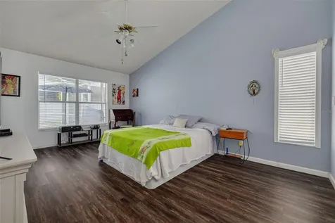 1472 Bay View Street Tarpon Springs FL 34689