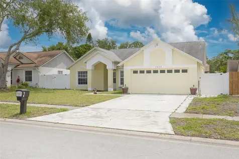 1472 Bay View Street Tarpon Springs FL 34689