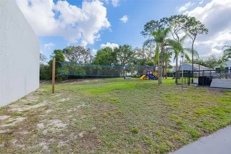 1472 Bay View Street Tarpon Springs FL 34689