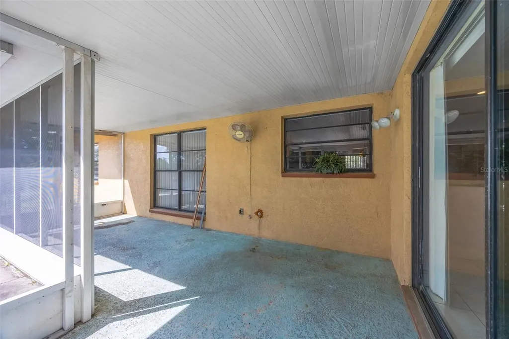 15804 Ironware Place Tampa FL 33624