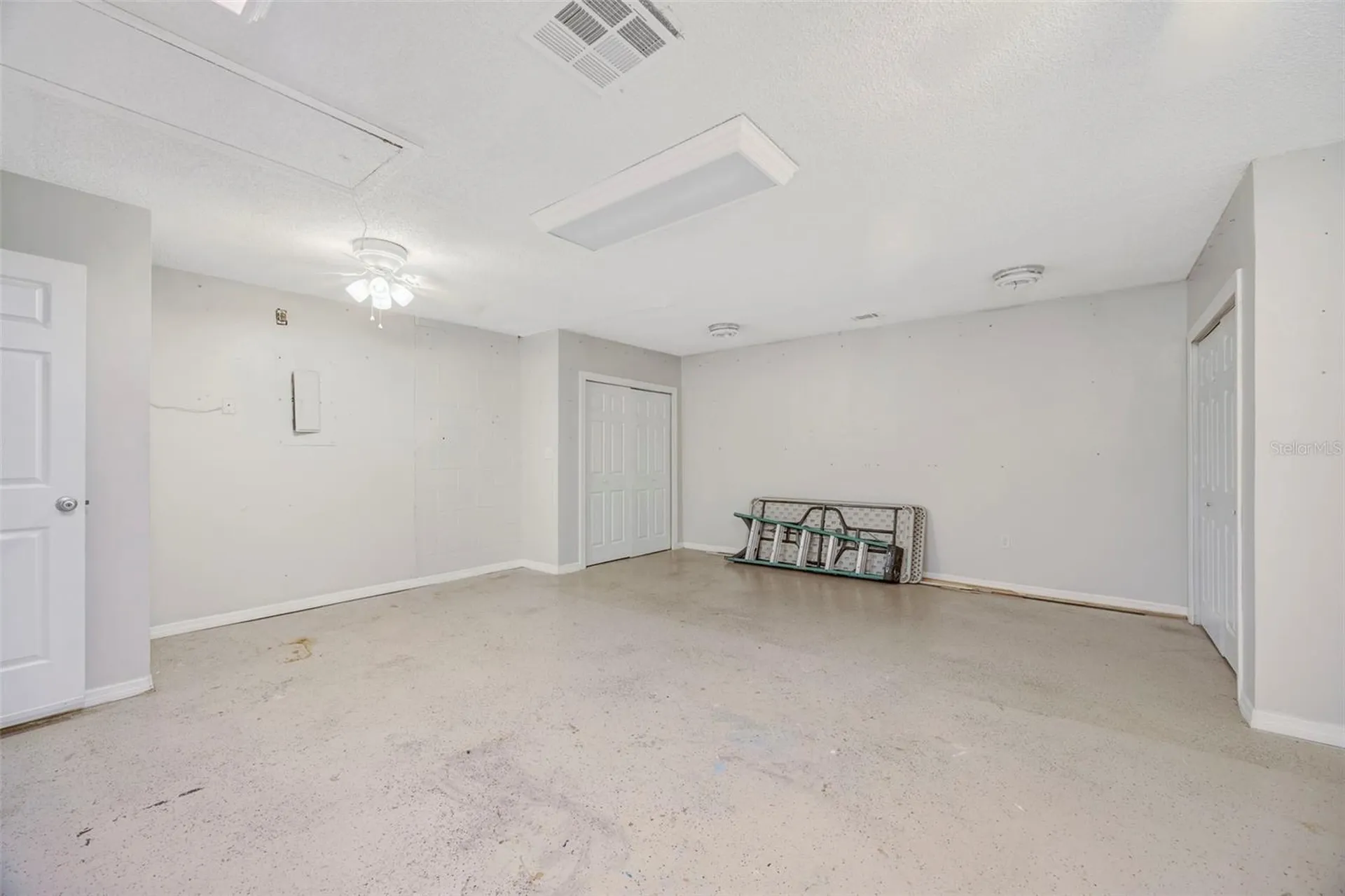 15804 Ironware Place Tampa FL 33624