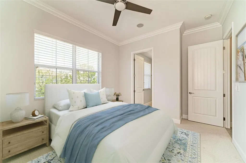 340 Sapphire Lake Drive Bradenton FL 34209