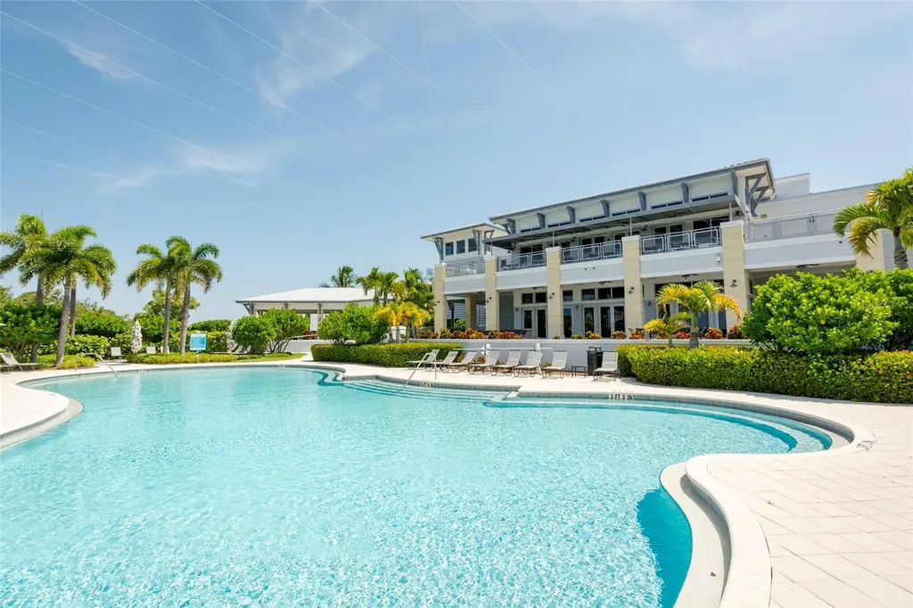 340 Sapphire Lake Drive Bradenton FL 34209