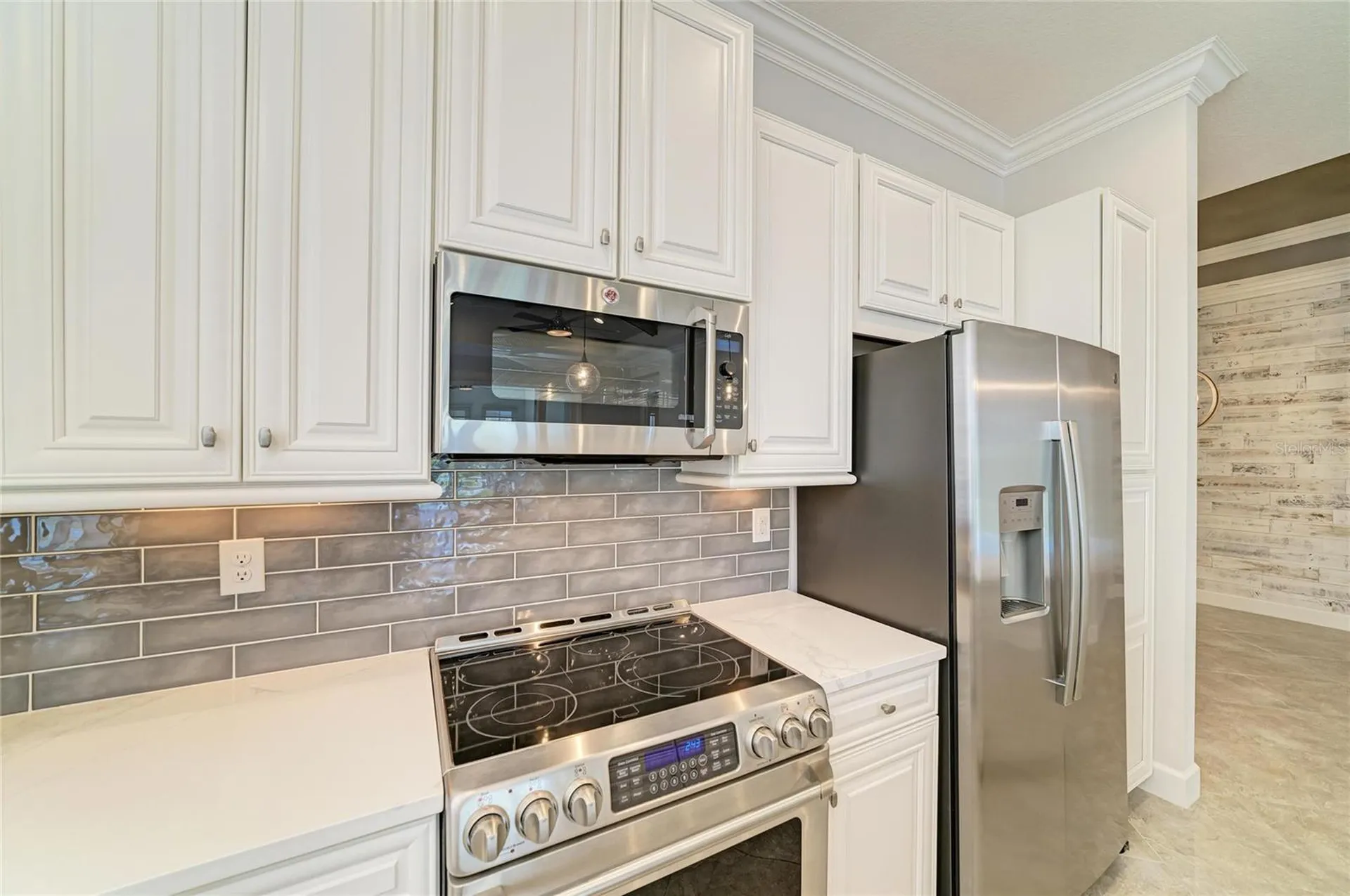 340 Sapphire Lake Drive Bradenton FL 34209