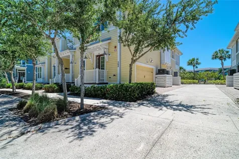 340 Sapphire Lake Drive Bradenton FL 34209