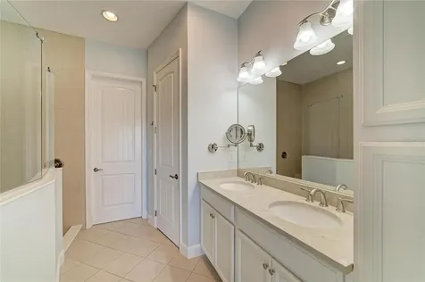 340 Sapphire Lake Drive Bradenton FL 34209
