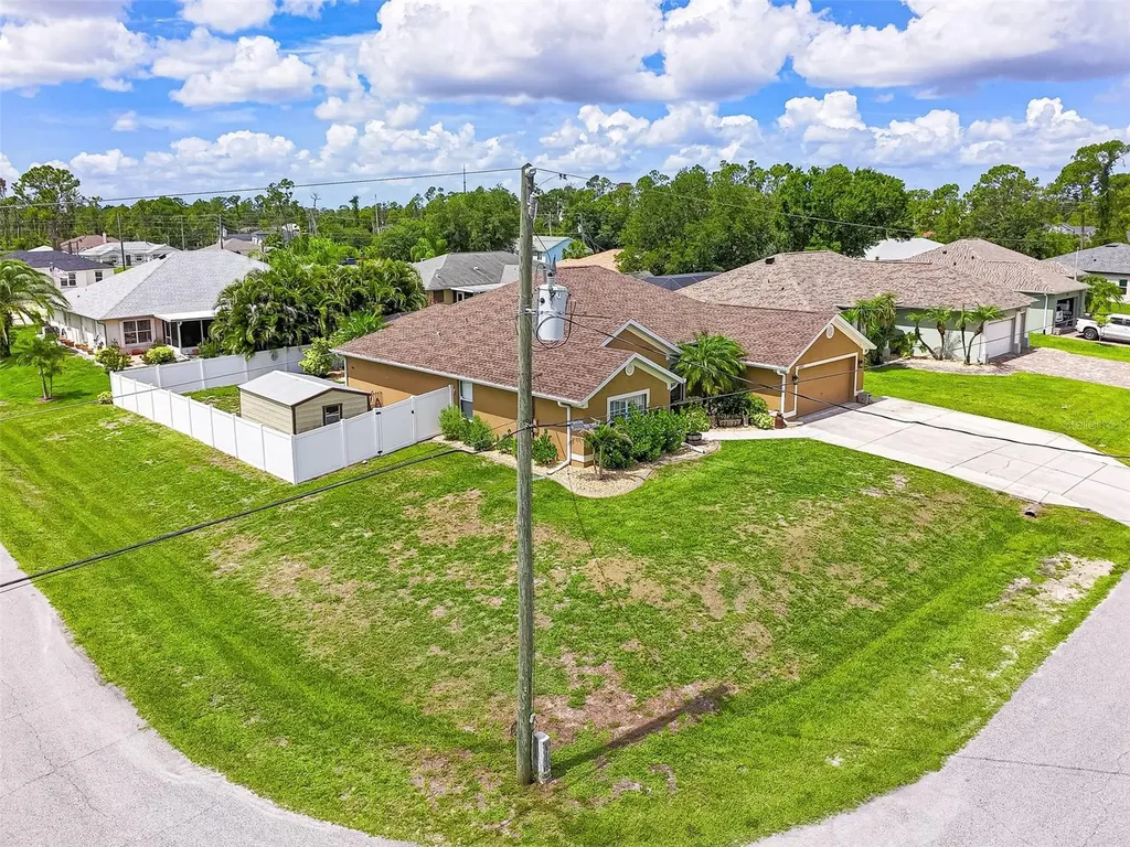 1091 Comfort Lane North Port FL 34288